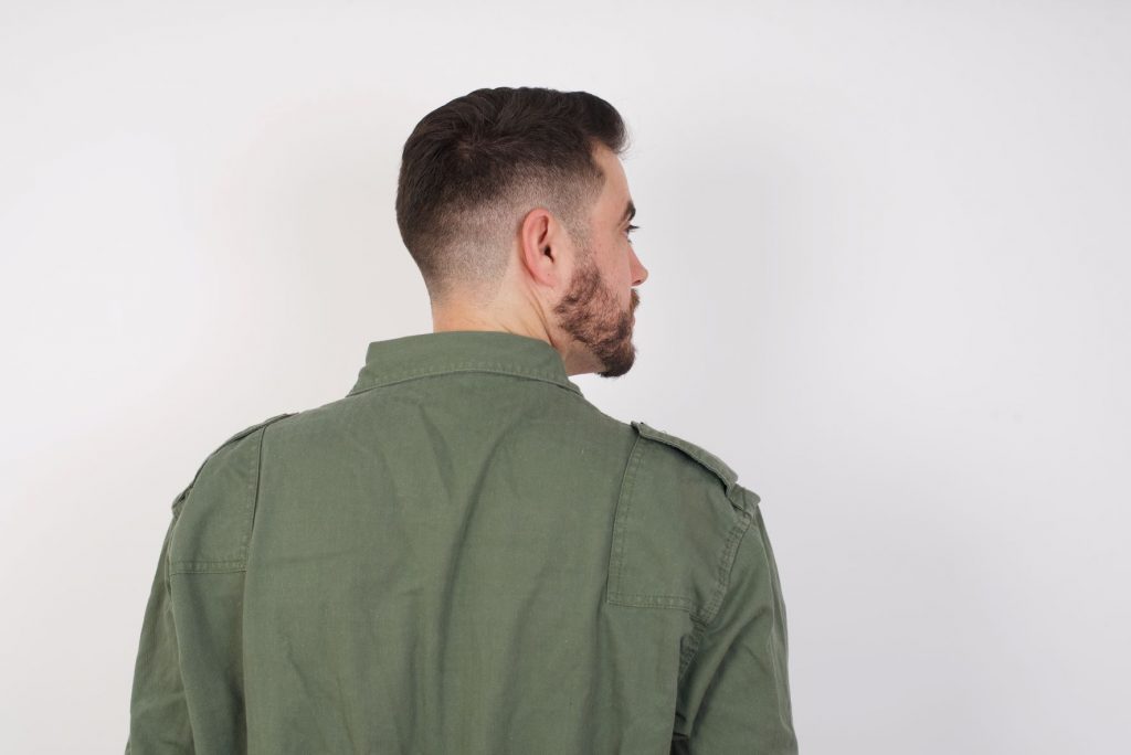 Kapsels voor terugtrekkende haarlijn